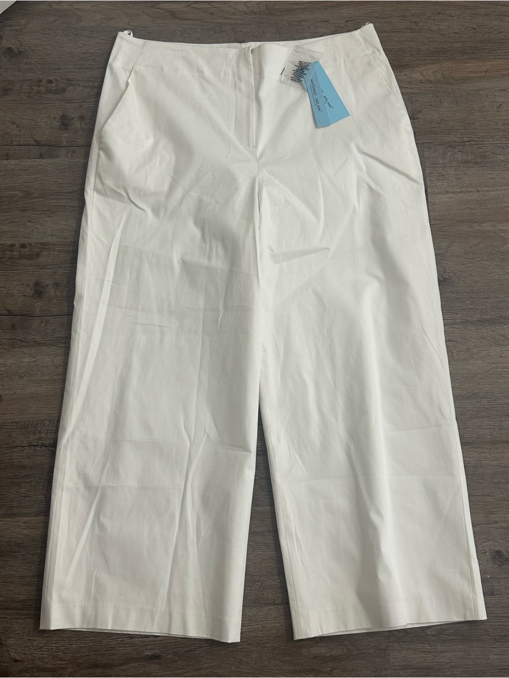 NWT Antonio Melani white dress pants